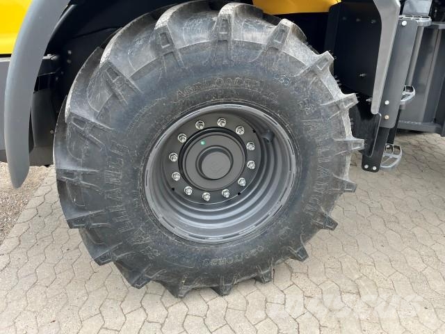 New Holland W 110D GUMMIHJULSLÆS لوادر بعجل