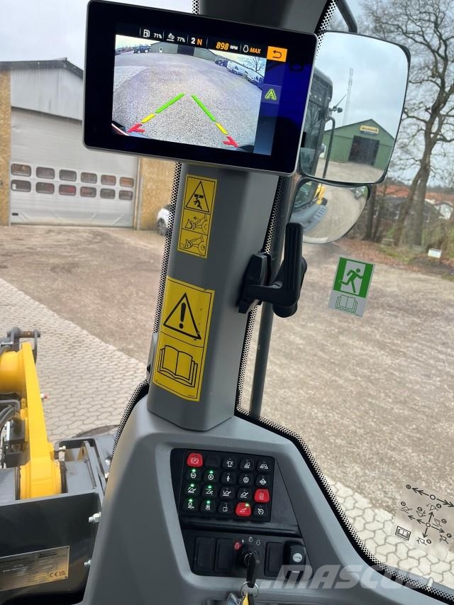 New Holland W170D II LR لوادر بعجل