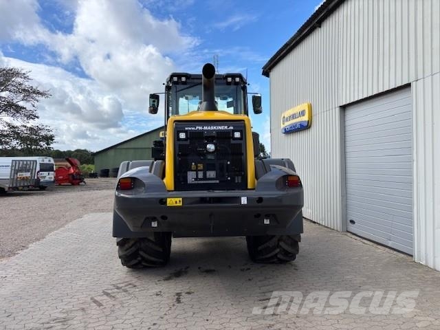 New Holland W170D II LR لوادر بعجل