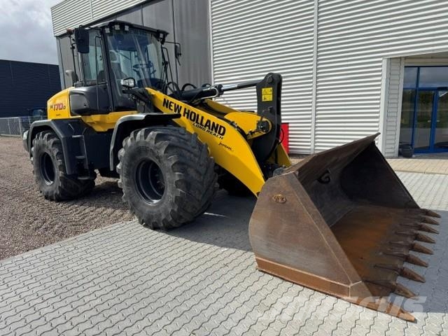 New Holland W170D2 TRIN 5-Z Incarcator pe pneuri