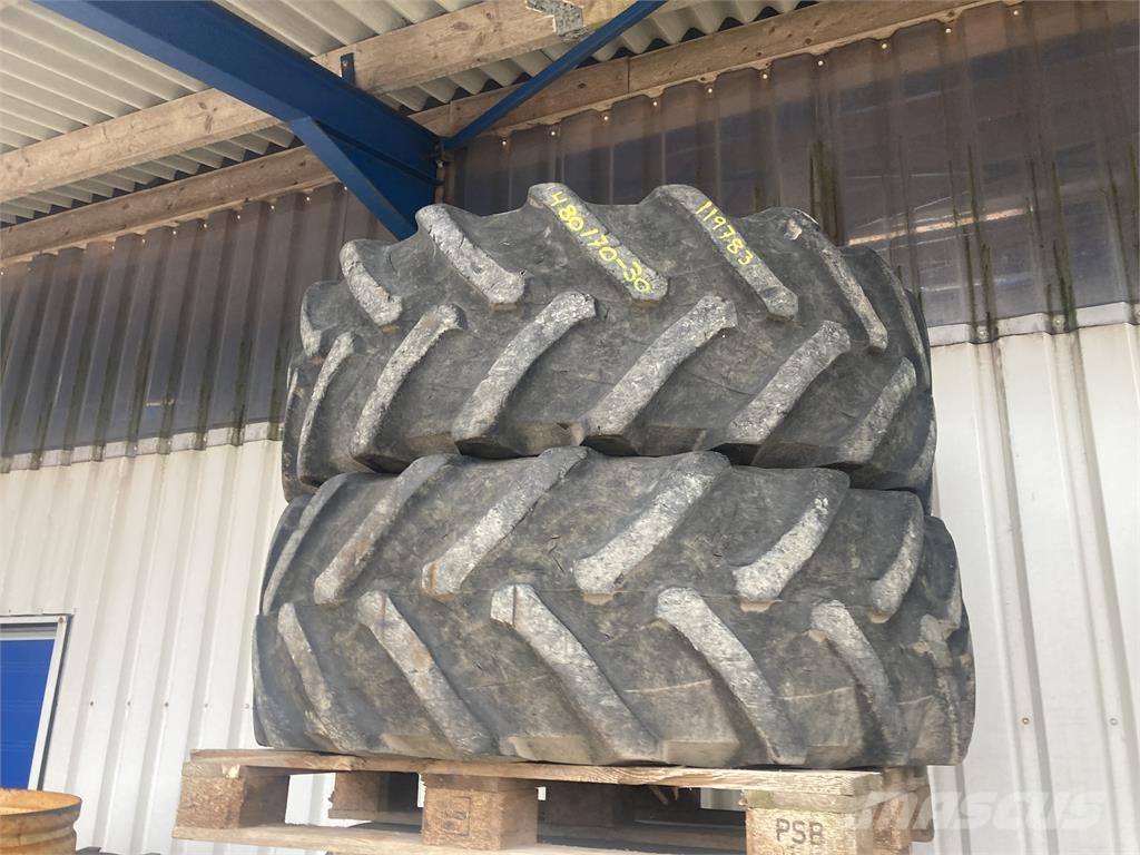 Pirelli 480/70X30 Riepas, riteņi un diski