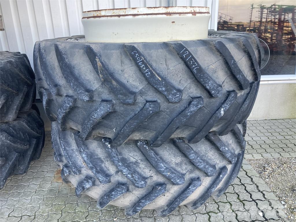 Pirelli 650/65 - 42 Pneumatici, ruote e cerchioni