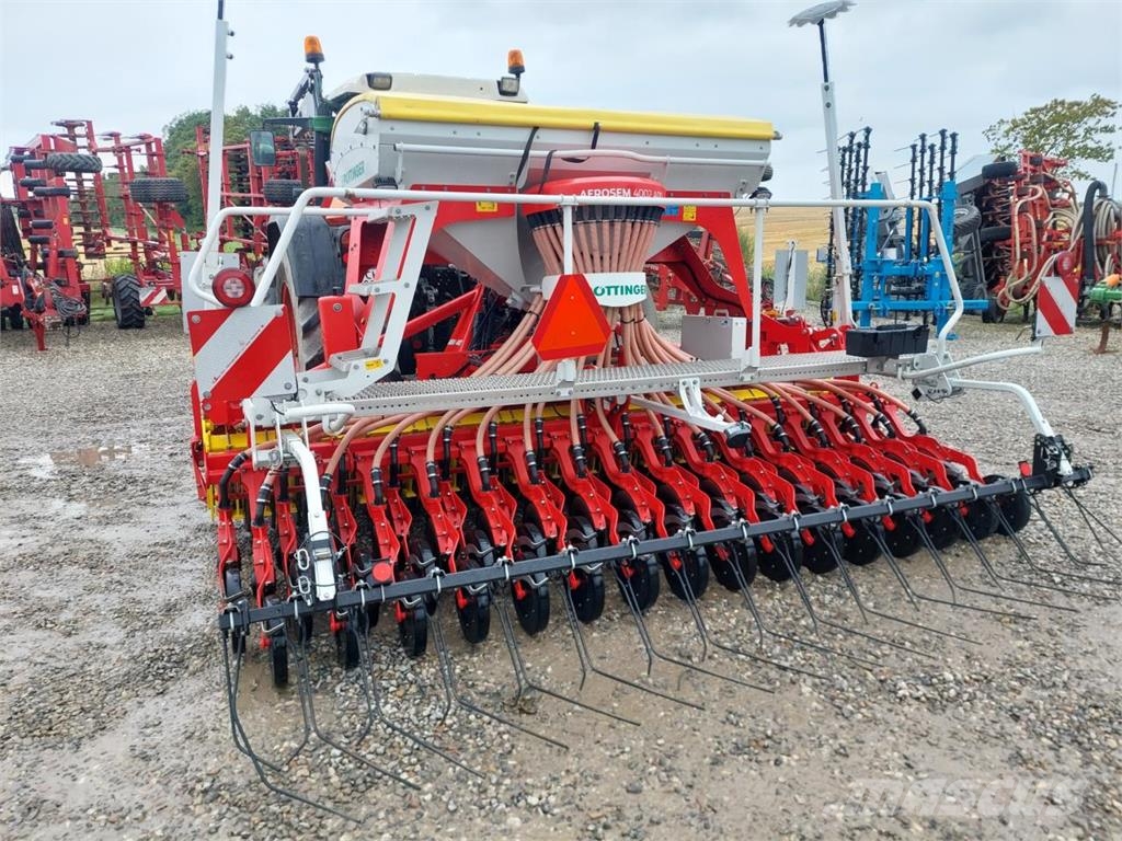 Pöttinger Aerosem 4002 ADD Combination drills
