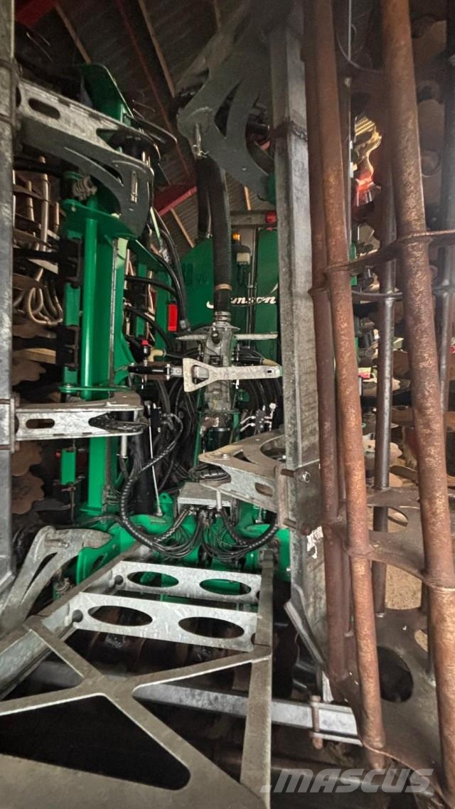 Samson CDX 8 Flüssigdüngerstreuer