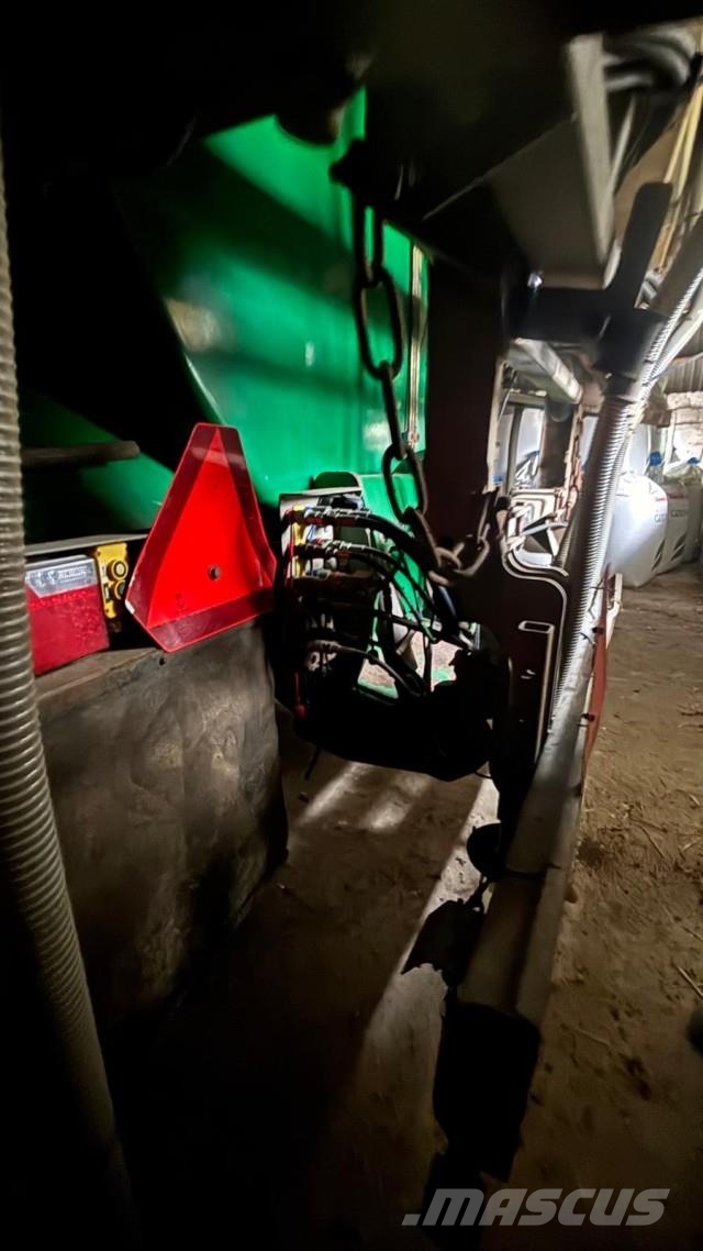 Samson PG 25 Slurry tankers