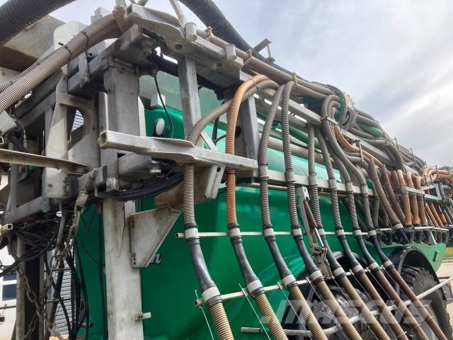 Samson SBX 2 24 Liquid fertilizer applicators
