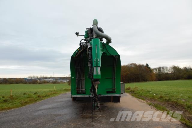 Samson SG 23 Slurry tankers