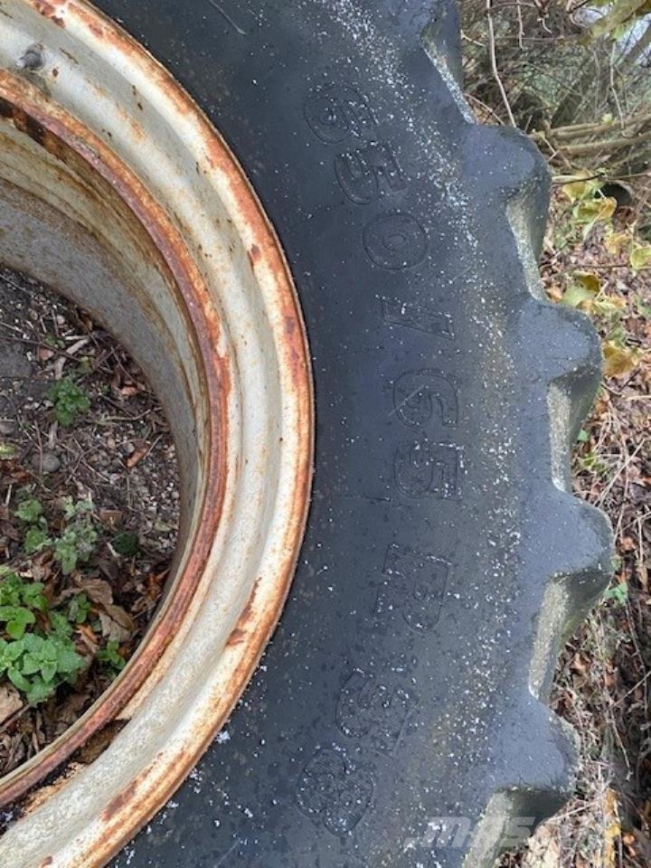 Schaad 650/65R38 轮胎、车轮、轮圈