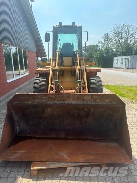 Schaeff SKL861 轮式装载机