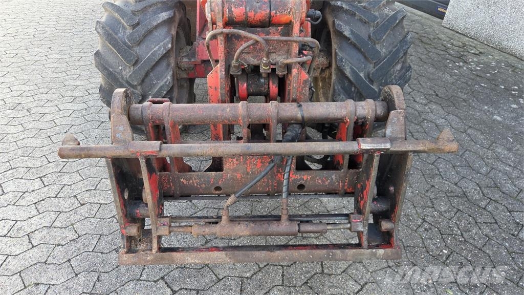 Schäffer 550TS لوادر صغيرة