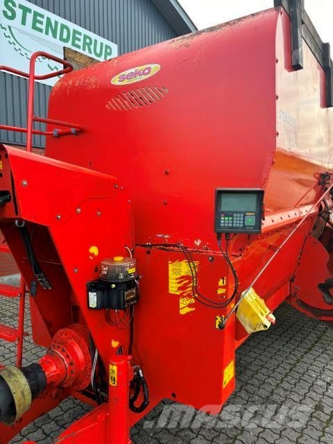 Seko 600/200 Futtermischwagen
