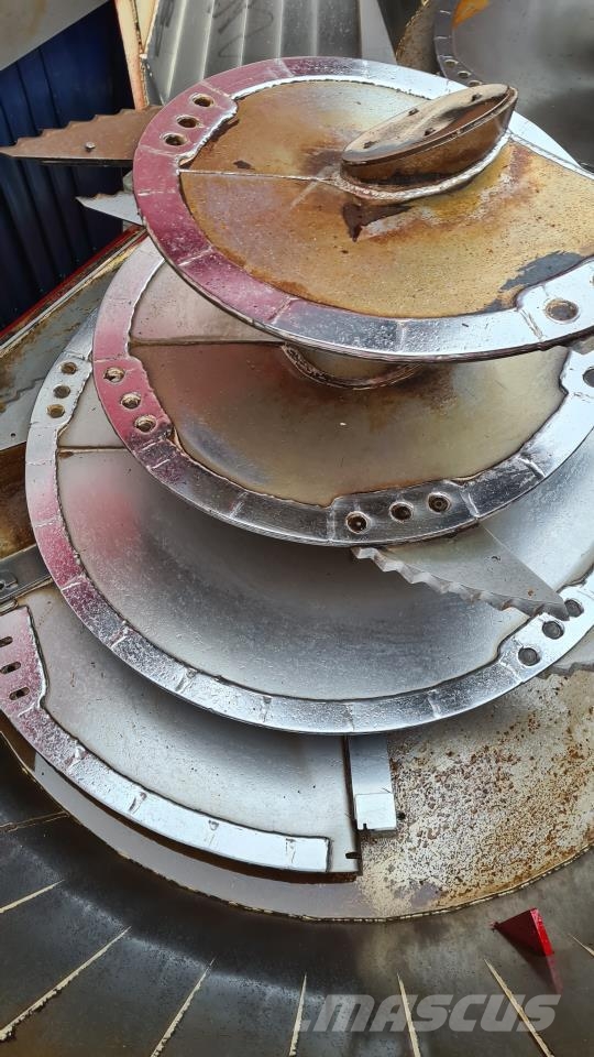Siloking 3022-26 عربات الأعلاف
