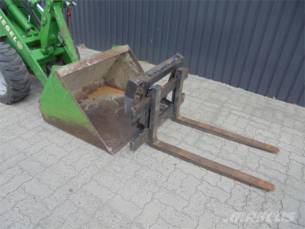 Striegel 166DY Miniladers