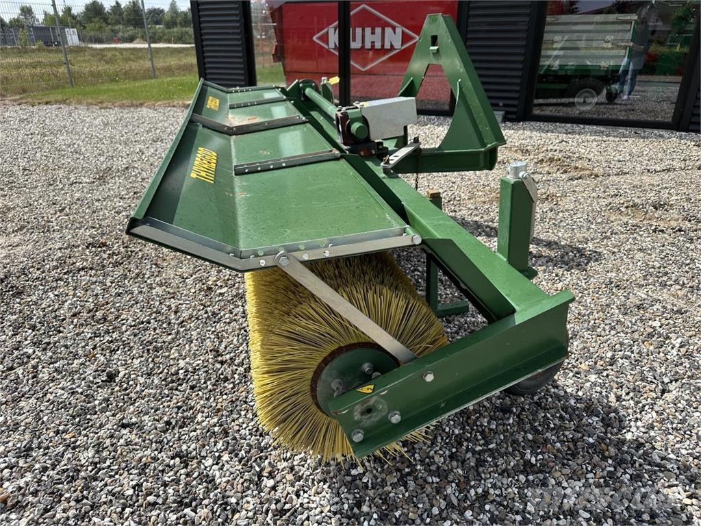 Thyregod TK-3300 PTO- MEKANIS Borstar & borstskopor