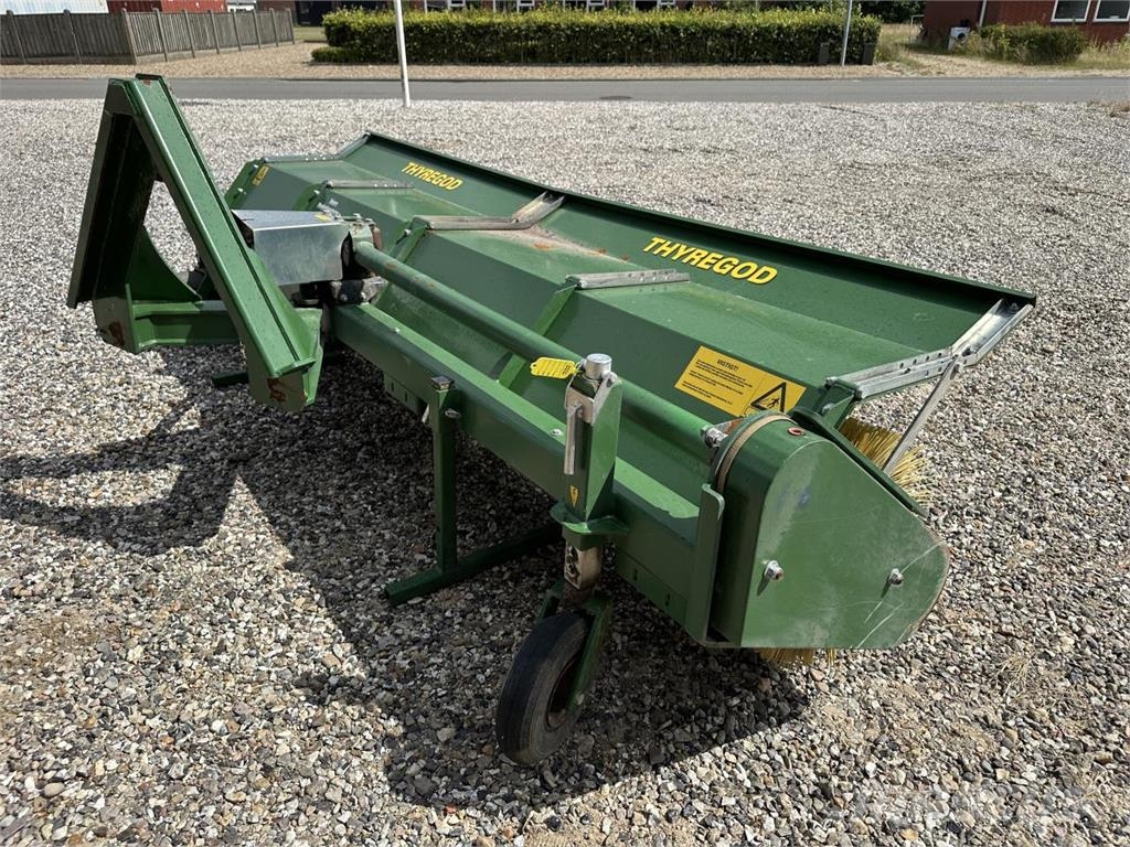 Thyregod TK-3300 PTO- MEKANIS Borstar & borstskopor