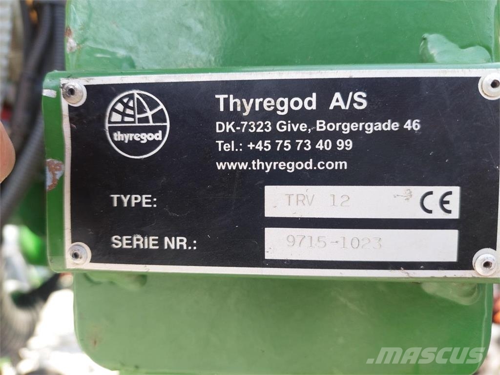 Thyregod TRV 12 med frø-/gødning-udstyr Grubber