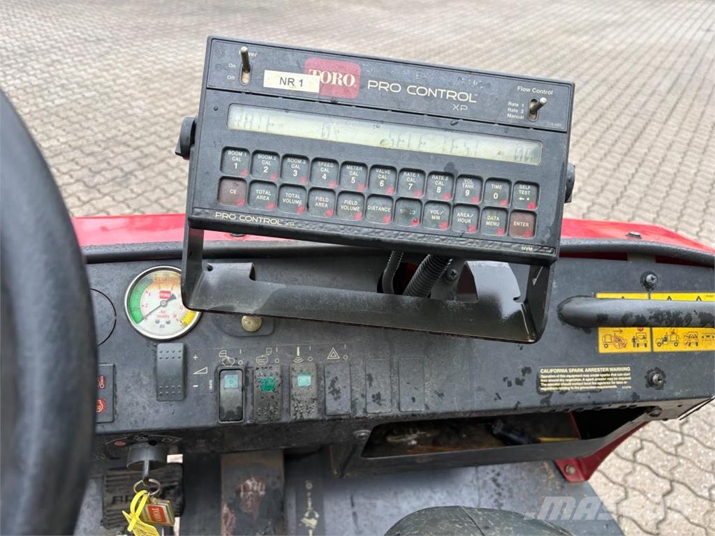 Toro MULTI PRO 5800 Kompakte traktorer