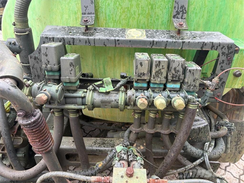 Toro MULTI PRO 5800 Kompakte traktorer