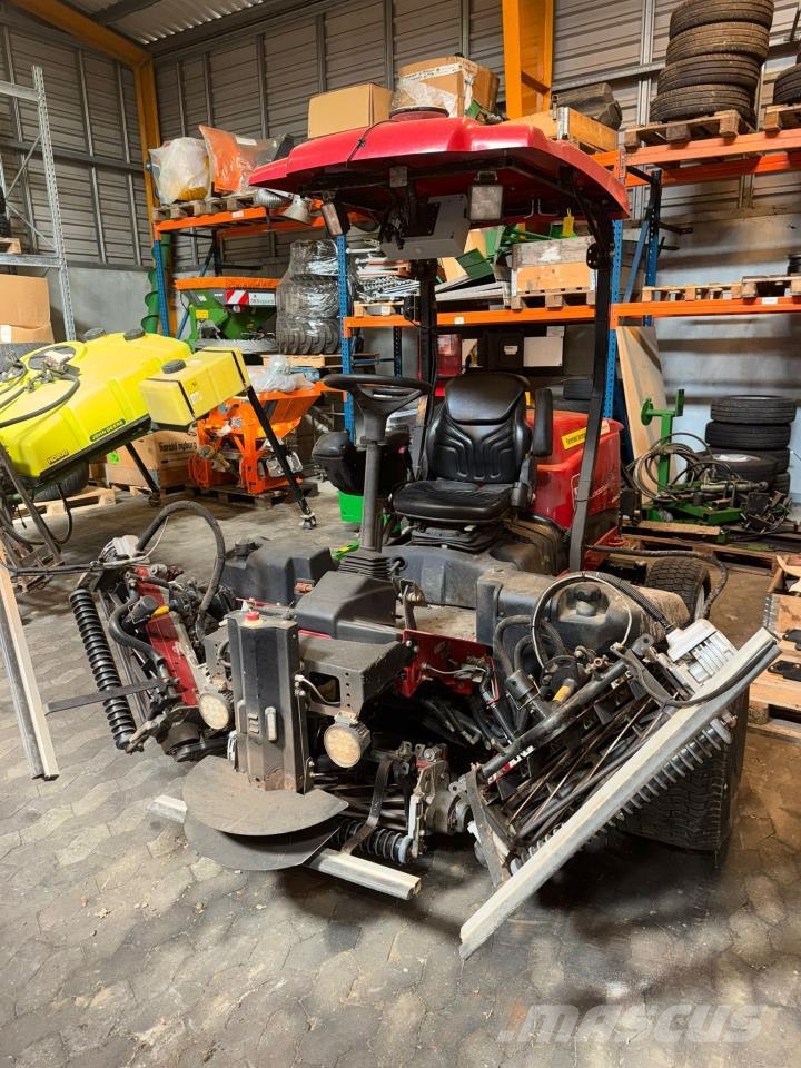 Toro RM 5010 HYBRID Fairway mowers