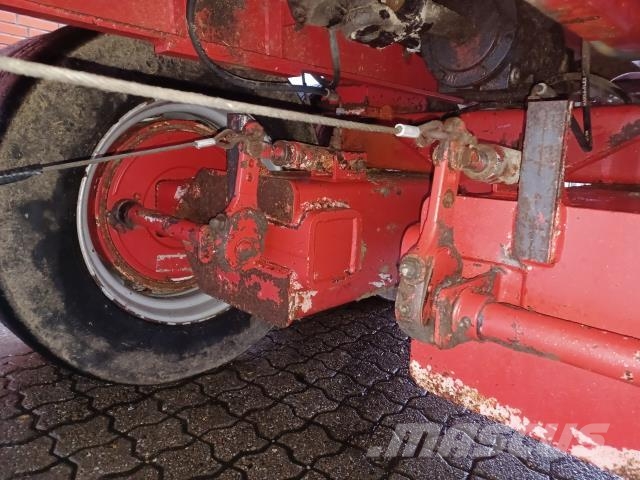 Trioliet SOLOMIX 3 4000 LZK-T Βαγόνια χορτονομής