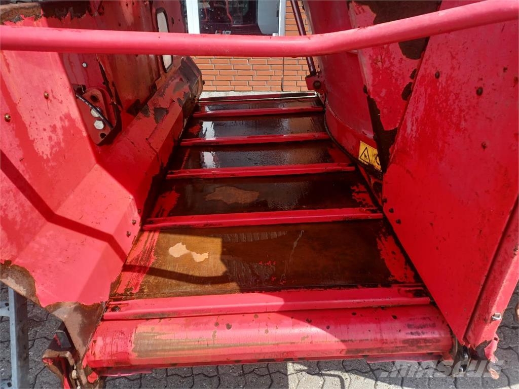 Trioliet SOLOMIX 3 3400 VLH-B Βαγόνια χορτονομής
