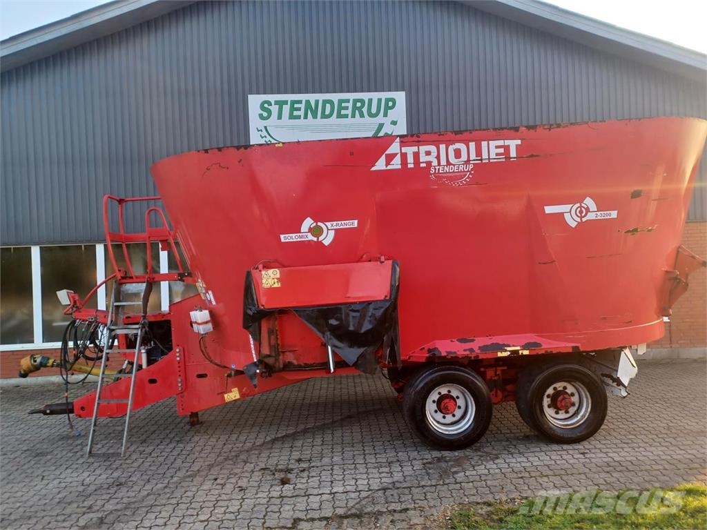 Trioliet SOLOMIX 3 3200 ZKX-T Rehuvaunut
