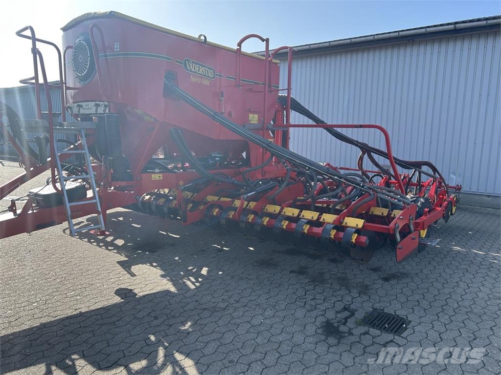 Väderstad SPIRIT ST600C Perforadoras combinadas