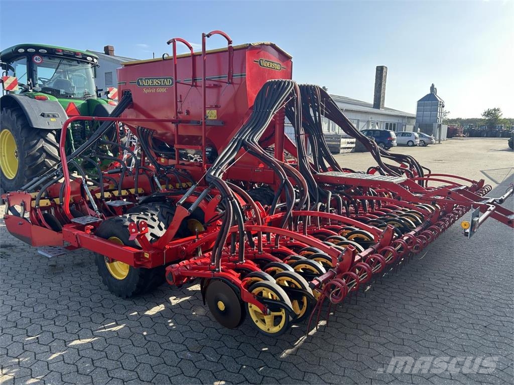 Väderstad SPIRIT ST600C Perforadoras combinadas