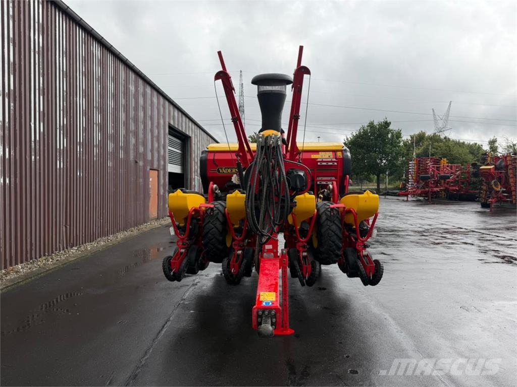 Väderstad TEMPO TPF 8 ماكينات البذر الدقيق