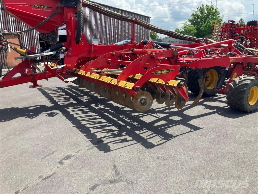 Väderstad TOPDOWN 600 Brány