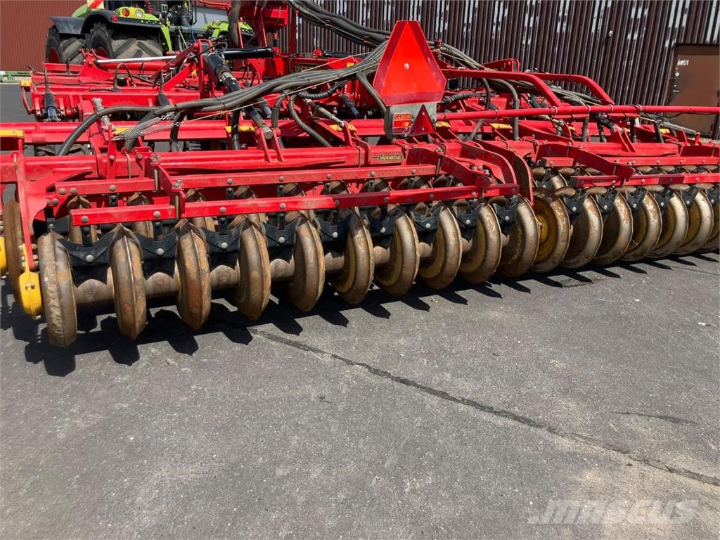 Väderstad TOPDOWN 600 Brány