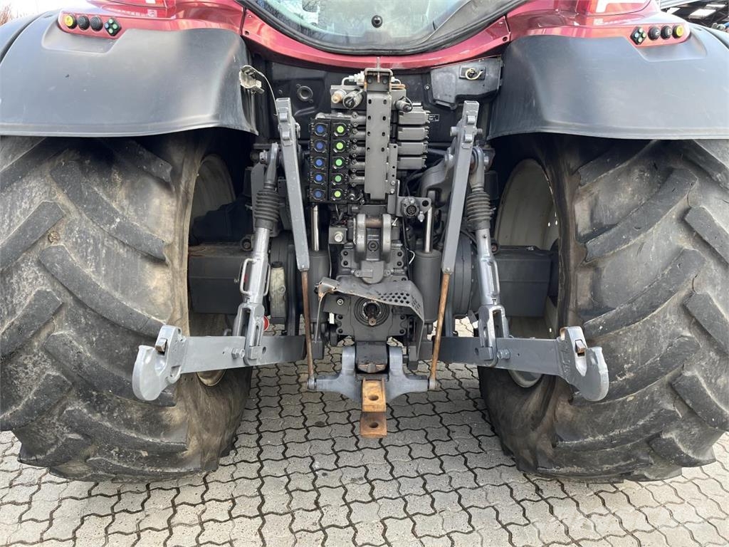 Valtra N 174 Traktorok
