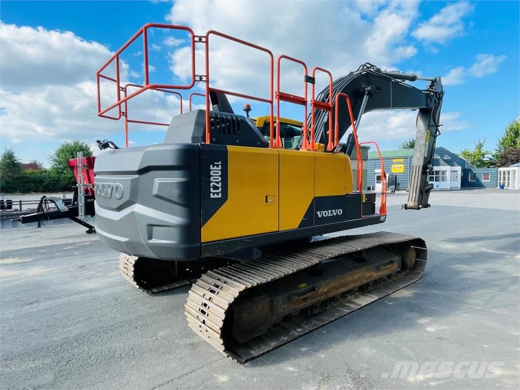 Volvo EC200 EL Raupenbagger