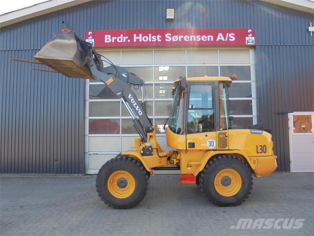 Volvo L30HS 輪胎式裝載機