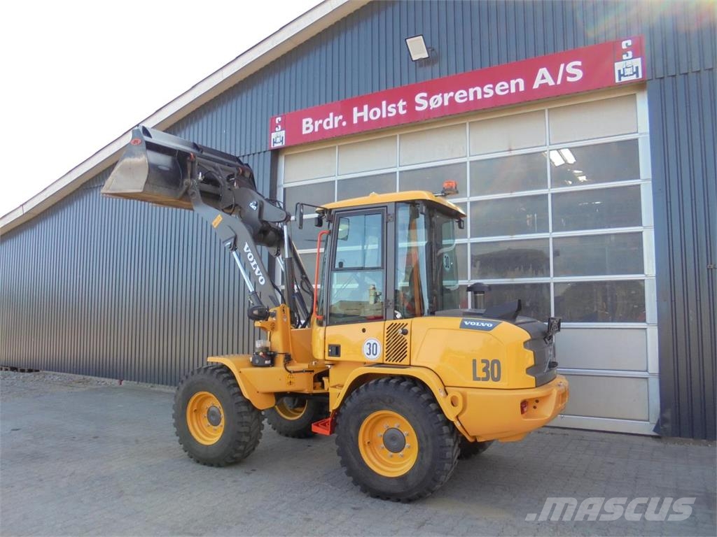 Volvo L30HS 輪胎式裝載機