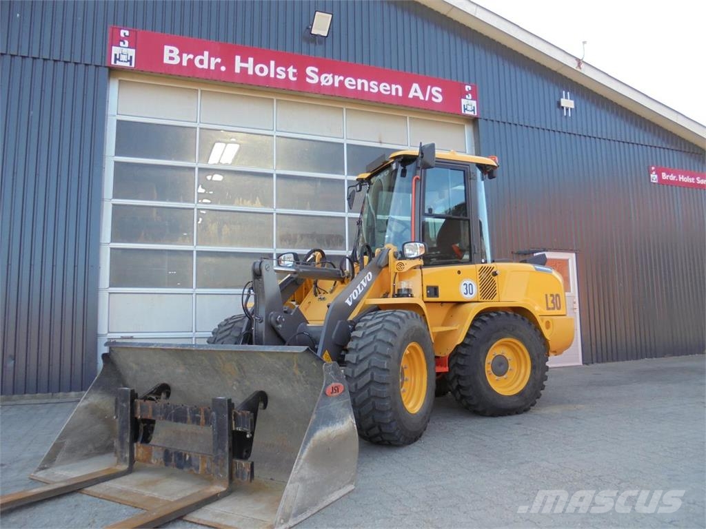 Volvo L30HS 輪胎式裝載機