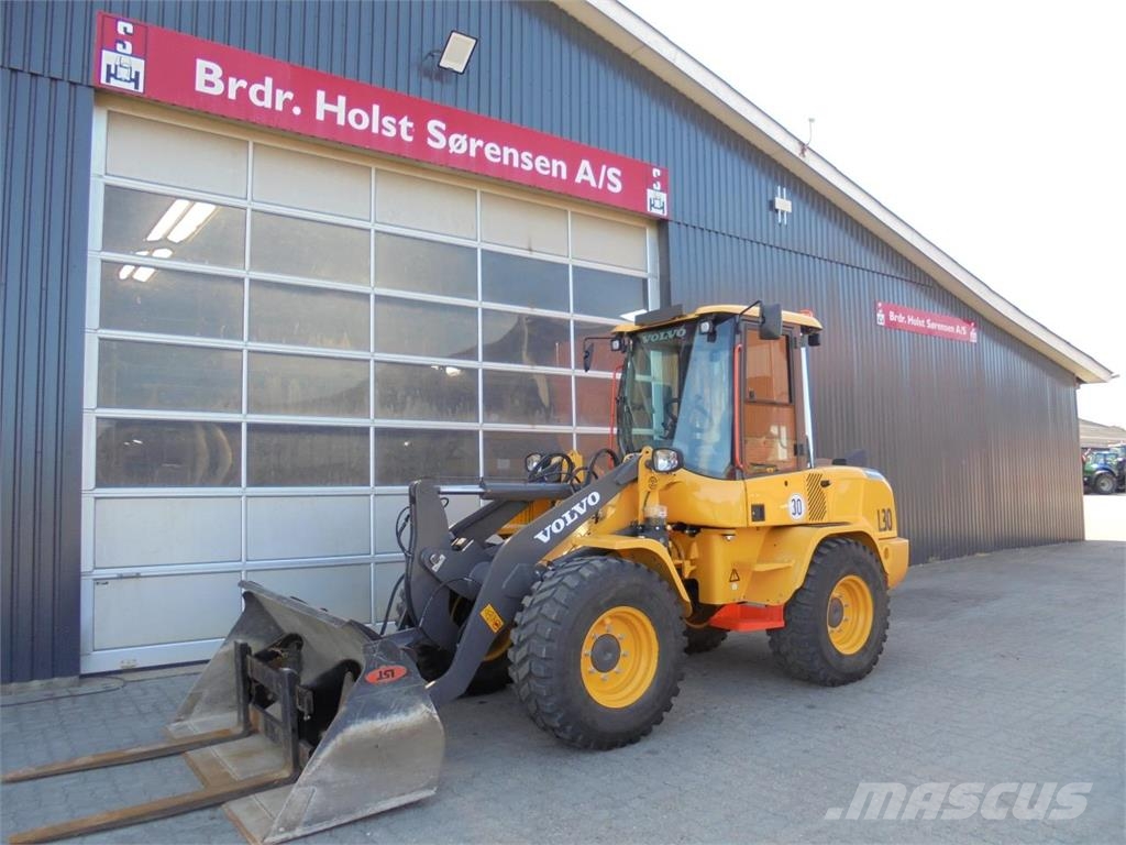 Volvo L30HS 輪胎式裝載機