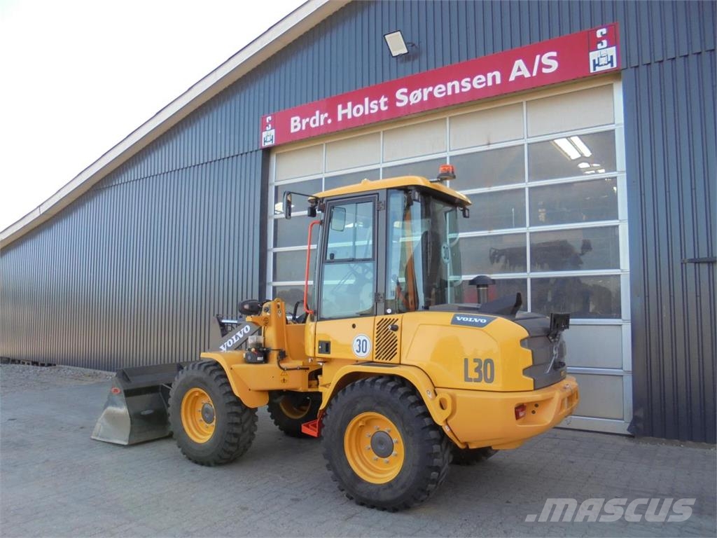 Volvo L30HS 輪胎式裝載機
