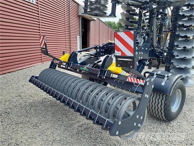 Agro - TOM 6 Meter discharve Дискові борони