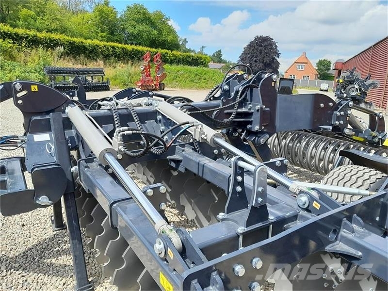 Agro - TOM 6 Meter discharve Дискові борони