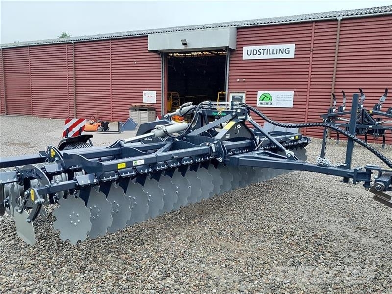 Agro - TOM 6 Meter discharve Agro-Tom 6 m. bugseret di Дискові борони