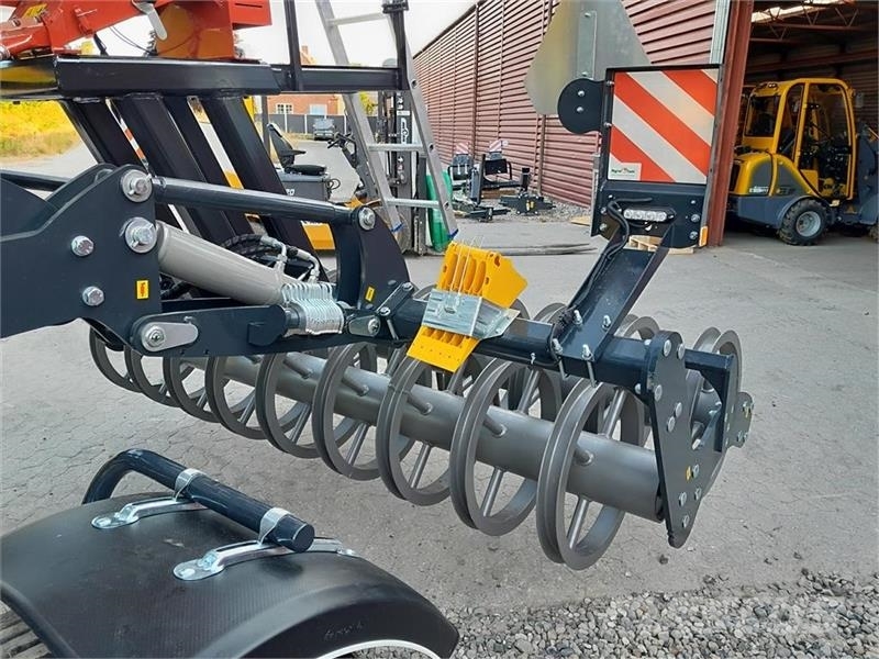 Agro - TOM 6 Meter discharve HD model med frø udstyr Дискові борони