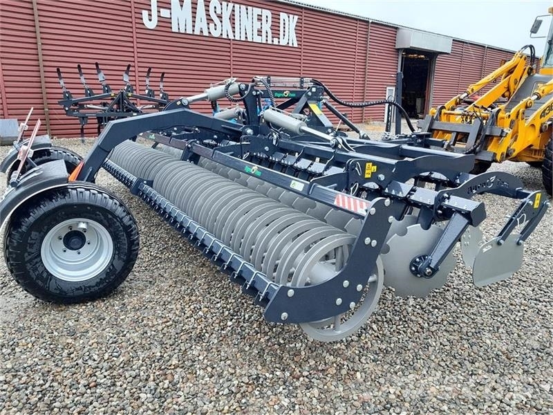 Agro - TOM 6 Meter discharve Agro-Tom 6 m. bugseret di Дискові борони
