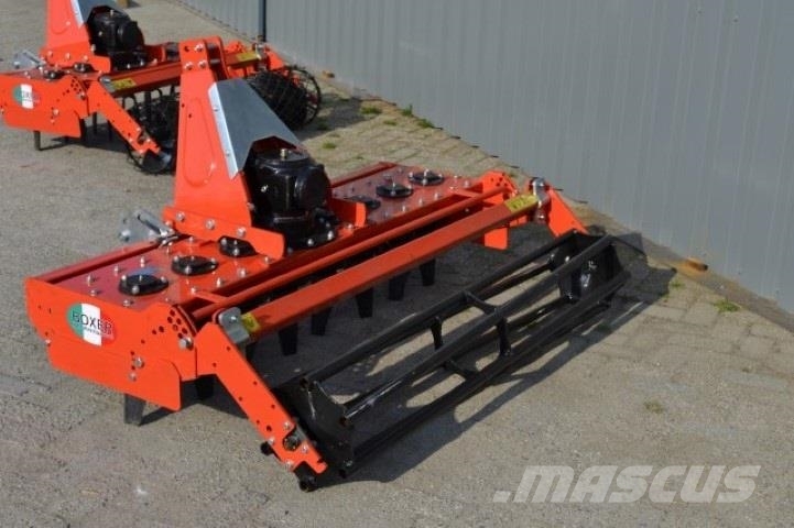 - - - boxer Harrows