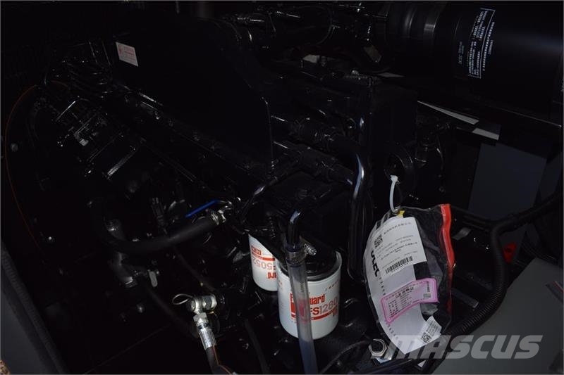 Cummins 200 KvA その他の発電機