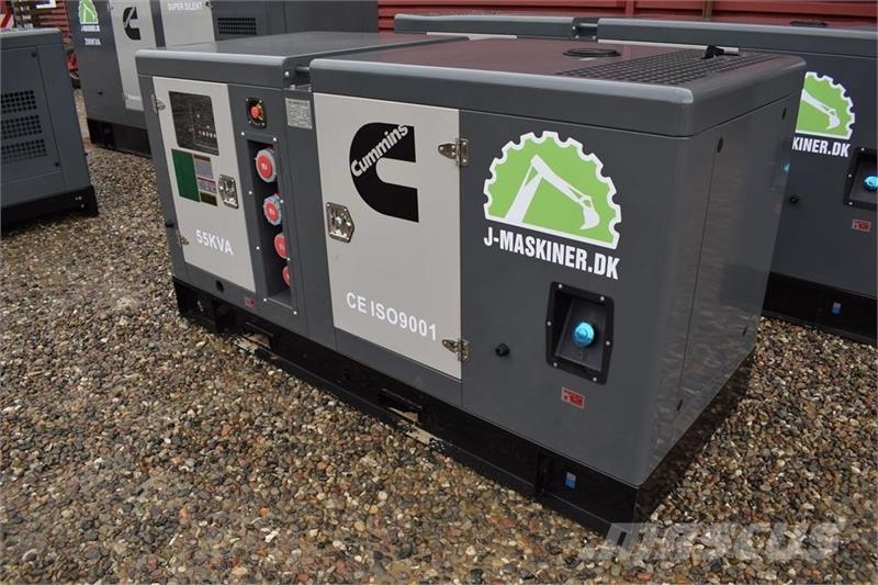 Cummins 55 KvA その他の発電機
