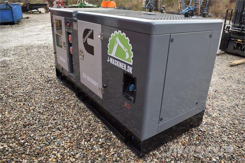 Cummins 88 KvA その他の発電機