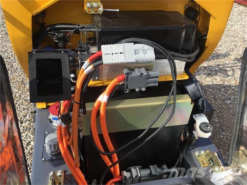 Eurotrac E11-El lang arm Μίνι φορτωτές