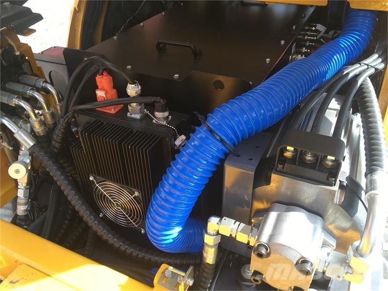 Eurotrac E11-El lang arm Μίνι φορτωτές