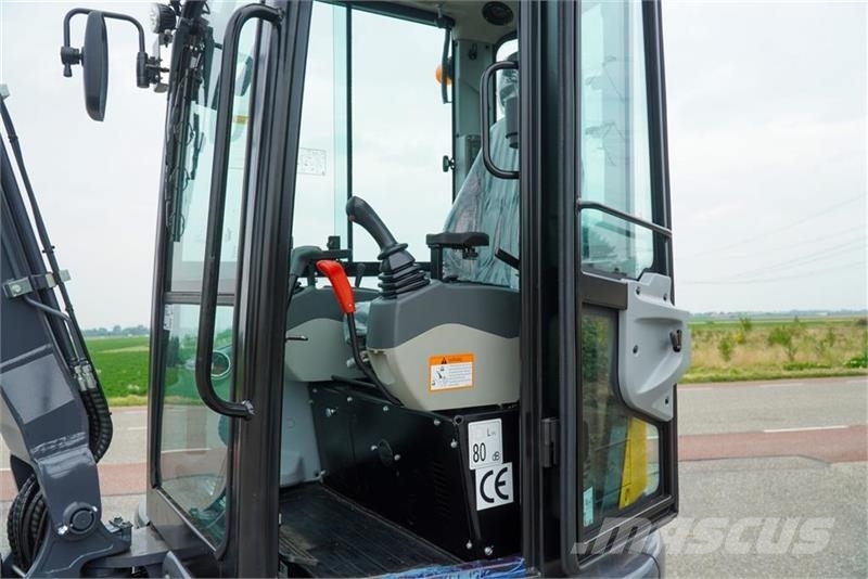 Eurotrac HE26-SR Miniexcavadoras